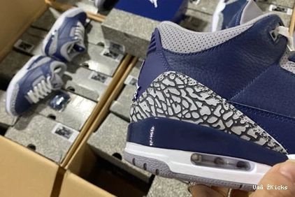 3 “Midnight 402 Jordan Air Navy” Vibrant CT8532-401 0705